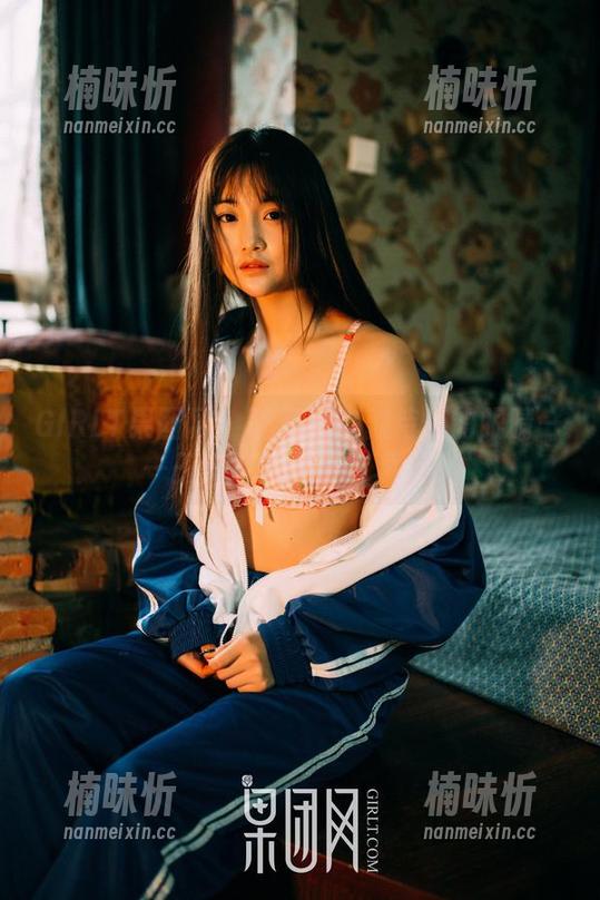 GIRLT果团网 - 让蕾丝来款待你的眼睛——王语纯的精选写真集！