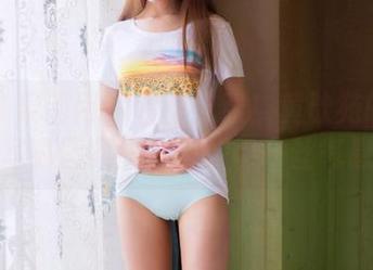 GIRLT果团网 – 检查这张！黄歆苑的白裙写真图集里透出的每一丝气息