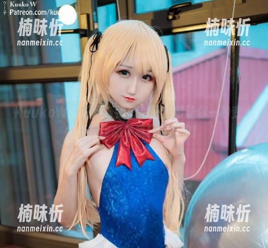 KuukoW的职场奇遇记：职业装让你一秒变小老板，作品集疯狂下载中！