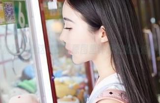MiiTao蜜桃社 – 看这私拍，原图里许思铭的姐姐俏皮又可爱？