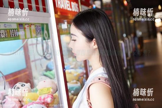MiiTao蜜桃社-许思铭 MiiTao蜜桃社 - 看这私拍,原图里许思铭的姐姐俏皮又可爱?