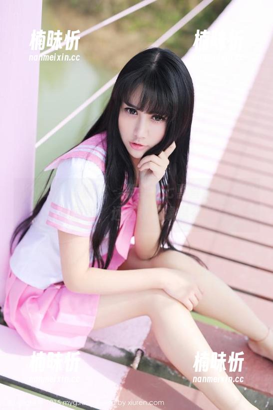 MyGirl美媛馆 - 李李七七喜喜全集上线，天台原图，远远看去像是在发呆。