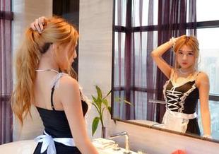 PANS写真 – 当黑色遇上允儿，写真集变得格外有趣……原图里隐藏了哪些小细节呢？
