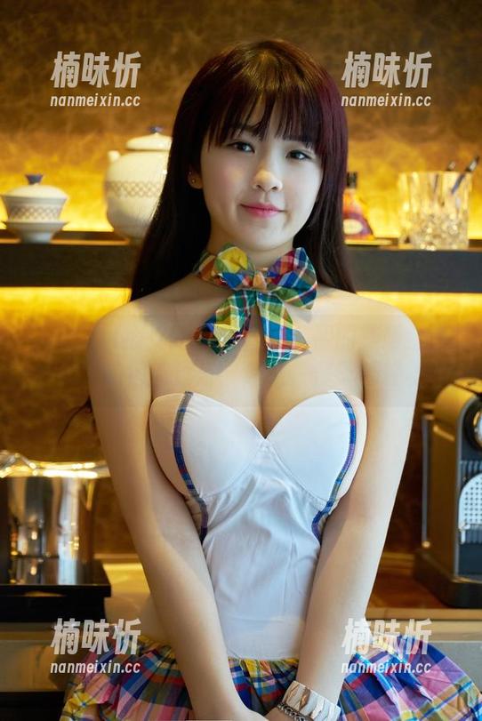 TuiGirl推女郎 - 觉得郑瑞熙的美脚全套图集真的很能逗乐，逛上一整天都轻松！
