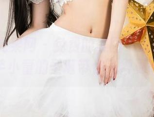 UGirls尤果网 – 免费的美图不过是个开始，芊小童的圣诞带你飞得更高！