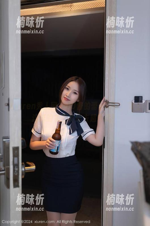 Xiuren秀人网 - UU酱的蕾丝写真，穿上这样的衣服真能去超市吗？
