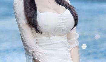 Xiuren秀人网 – 旗袍和周大萌的完美碰撞：你的审美，靠的就是她了！