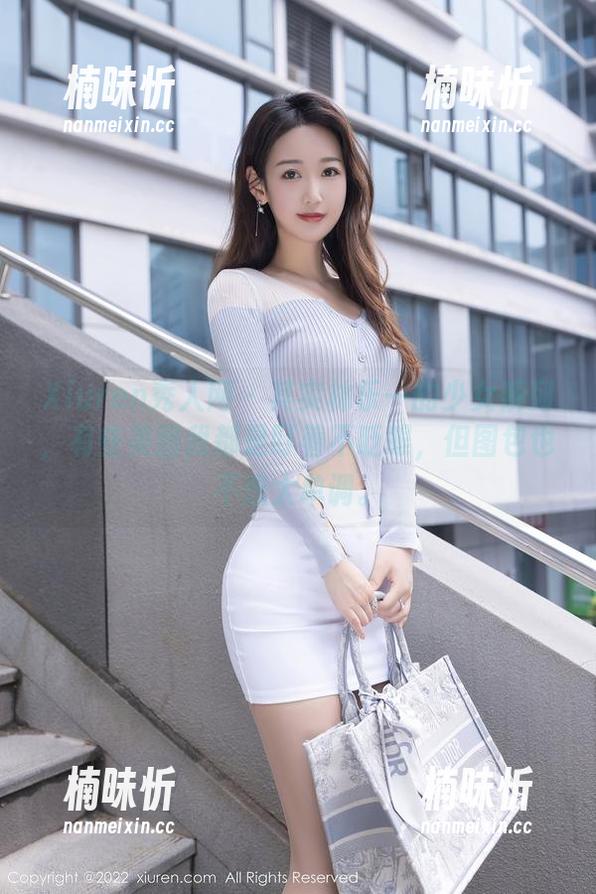 Xiuren秀人网 - 其实林乐一的少女系列，有些美图我都是盯着不眨眼，但图包也不想太单调。
