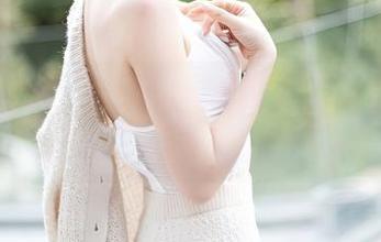 Xiuren秀人网 – 雨儿酱eve学姐，自然的原图和毫不掩饰的无圣光
