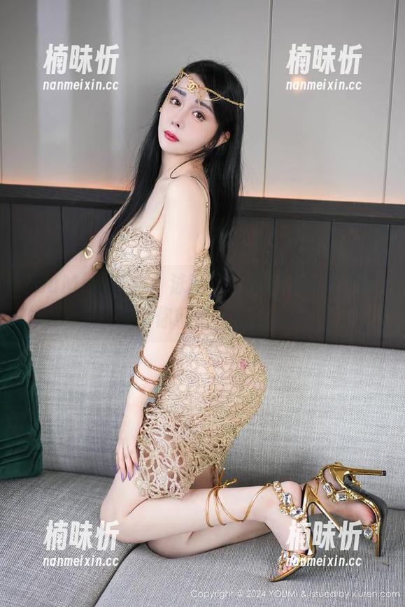 YouMi尤蜜荟-黄歆苑 YouMi尤蜜荟 - 泳池里的黄歆苑,写真合集带你畅游不只有水