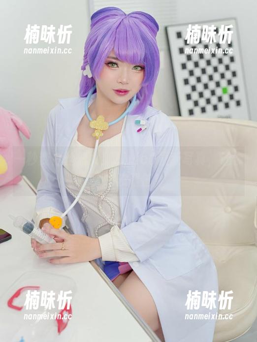 ZinieQ 一秒变白丝仙女!ZinieQ最新写真,让你大呼没看够!