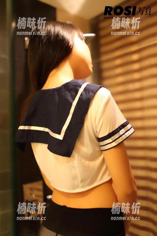 rosi - 小莉的原图，秘书风的优雅让我一不小心停留了太久，下载吧！