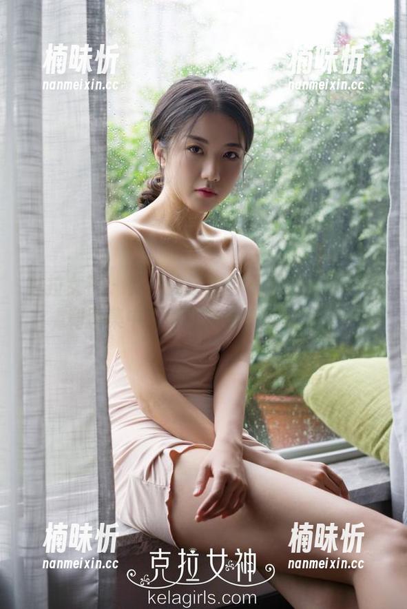 克拉女神 - 雅楠的繁忙与不繁忙，夏日福利图集中都能找到平衡的美感。