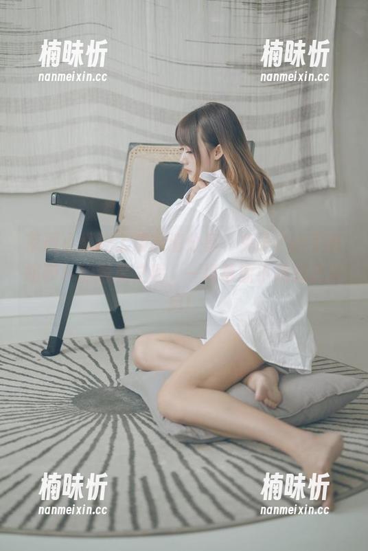 草原小卓玛上演高清分享，兔子Zzz不吃胡萝卜的意类之趣，一场草原小戏就此开启！