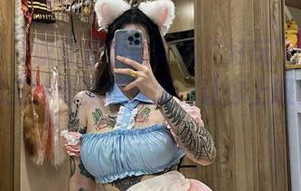 微密圈 – 职业装也能这么“好玩”？卡通百科老王的写真集资源，让你上班更有乐趣！