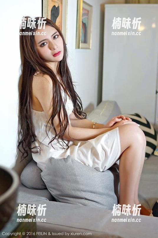 嗲囡囡-欣欣Rubybaby 嗲囡囡 - 欣欣Rubybaby的美图合集:短裤和太阳底下的理念,你懂的!