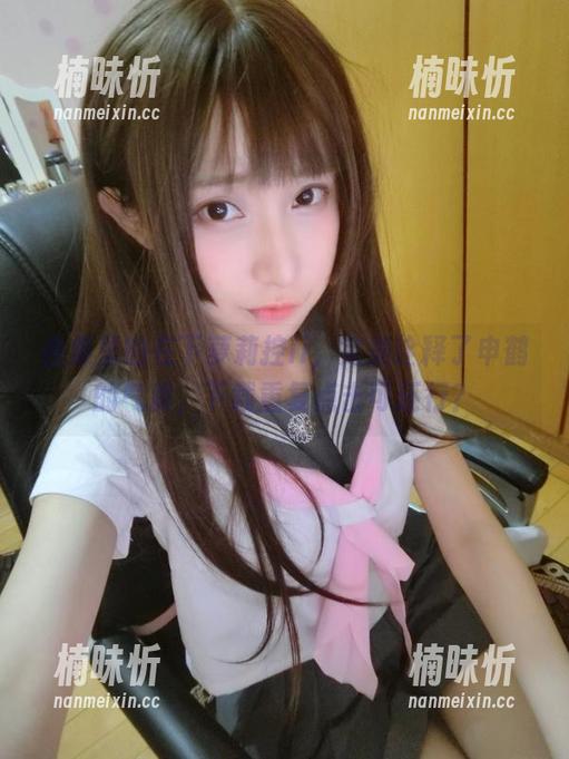 在下萝莉控ii 合集里的在下萝莉控ii,完美诠释了申鹤的气质,下载重复点击可还行?