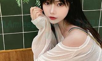 大肉丸Amiee的厨娘写真：当料理与优雅相遇