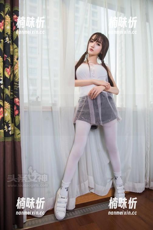 头条女神 - 图包快递到了，两片蕾丝呼之欲出，王竹的最新作品能不能打动我的心？