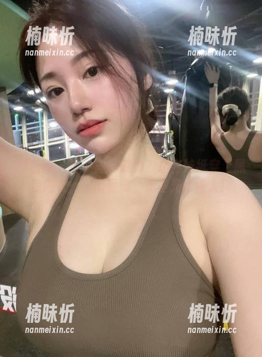 奶宝妹纸 微密圈 - 母宇宙的魅力?奶宝妹纸穿上黑色内衣,原图呈现,无圣光也迷人!