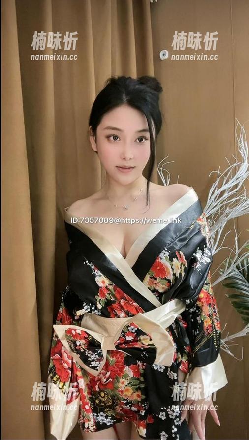 奶雯 微密圈 - 就这泳装系列,奶雯分享的图片,美到让人扯心