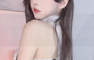 小小奶瓶儿的写真全集：连衣裙穿出新高度，快来感受一下这股清新风！