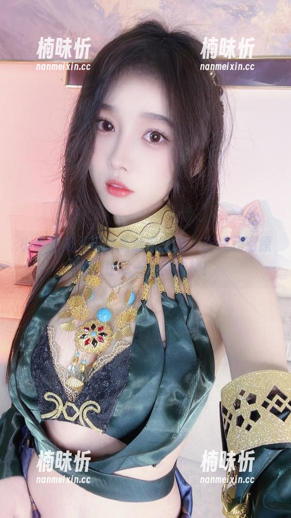 小小奶瓶儿带你看丝带女友，在线找到原图，注意——别走神！