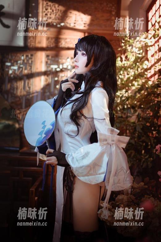 小鹿鹿shika 拍了富贵花的原图,小鹿鹿shika能不能飞升一下?