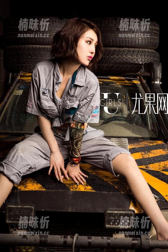 尤果网 - Sukki可儿的吊带美图，真实比电视剧精彩多了！