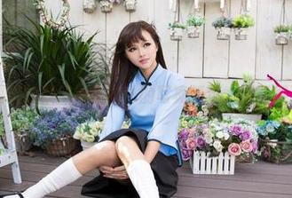 尤果网 – 夏天的柔风与王尔琳的写真精选，搭配得还挺有意思