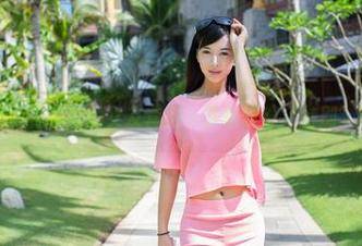 推女郎 – 王馨瑶的女友套图，下载这份‘特别’的感觉