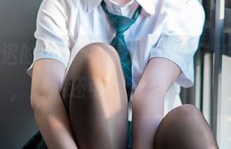 星之迟迟的比基尼美图，发现了新的角度，居然还可以这么看吧？