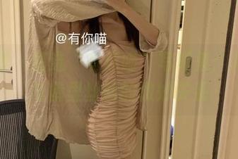 微密圈 – 精选“有你喵”写真集：高干局与裤里丝间的微妙关系