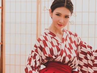 果团网 – 黄歆苑的女友传说：作品集分享，我发现其实也不是谁都是女神。