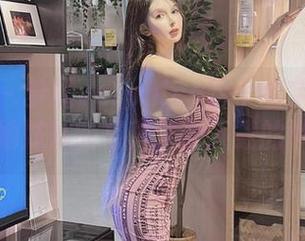 微密圈 – 梦露veronica这个名字很响亮，翻看她妹妹的写真，想下载的举个手！