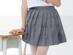 森萝财团 – 小奶糕Milky的纯白新作，更新得像一阵清风，清爽又不失温柔！