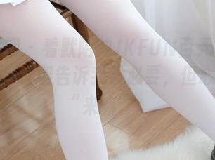 森萝财团 – 看默陌的JKFUN百元系列写真合集，理智告诉我没必要，但心告诉我“来嘛”。
