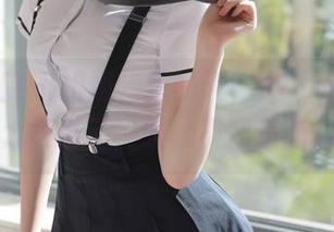 模范学院 – 姐姐，我的天，Abby王乔恩这图包太吸引了，唉，不知道怎么挑选…