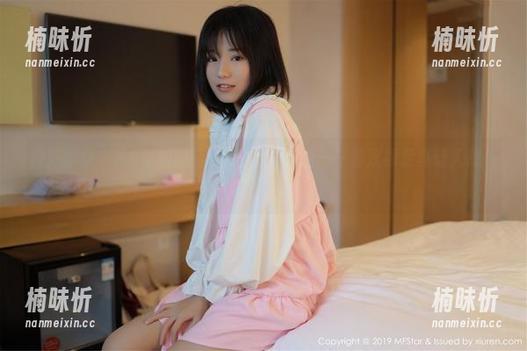 模范学院-K8傲娇萌萌Vivian 模范学院 - K8傲娇萌萌Vivian的私拍——那双裸足真让人想多了!