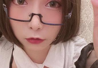 次屁啦的定制JK图集，令人捧腹的同时又给你眼前一亮！