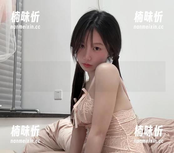 火龙果羊 微密圈 - 纯欲厨娘火龙果羊的美图分享,这绝对是厨房的新宠!