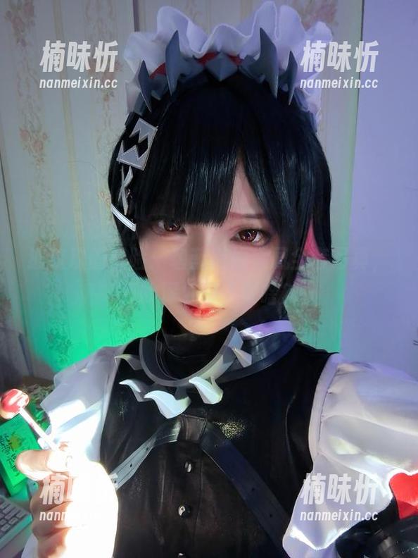 狐玖玖 狐玖玖的冒险:碧蓝航线大凤全套写真,海的深处藏了些啥?