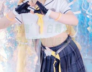 乱入的‘原理猪’：白莉爱吃巧克力私房图片里的幽暗深巷