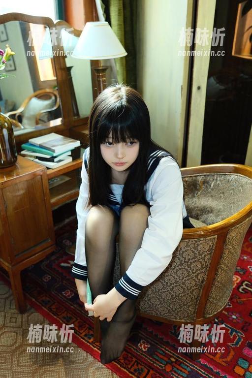 白莉爱吃巧克力 既然是免费的,白莉爱吃巧克力的旅拍照片是不是也要带点调皮?