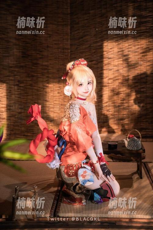 白莉爱吃巧克力 闪亮登场!白莉爱吃巧克力女王的美图更新,女王气质浓厚,勿进小心破灭!