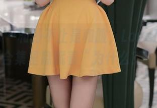 秀人网 – 和服不止是和服，Lovely璐璐的高清合集里隐藏着“为什么？”的疑问。
