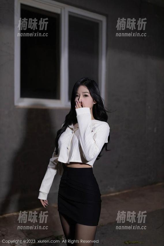 秀人网 - Yomi悠蜜的少女们图集，分享一句话：这画面太美，我只想屏住呼吸。