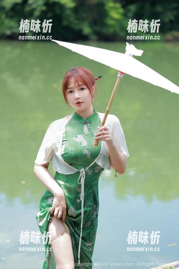 秀人网 - 教室里的安然，分享她的美图，彻底颠覆你的想法