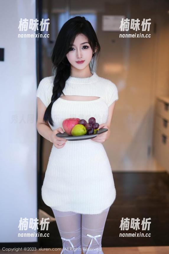 秀人网-林乐一 秀人网 - 林乐一图集中的修女,像是在挑逗我眼球的禁忌