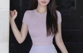 秀人网 – 定制女仆吗？倒不是我想要，而是陈怡曼coco的写真吸引得我根本停不下来。